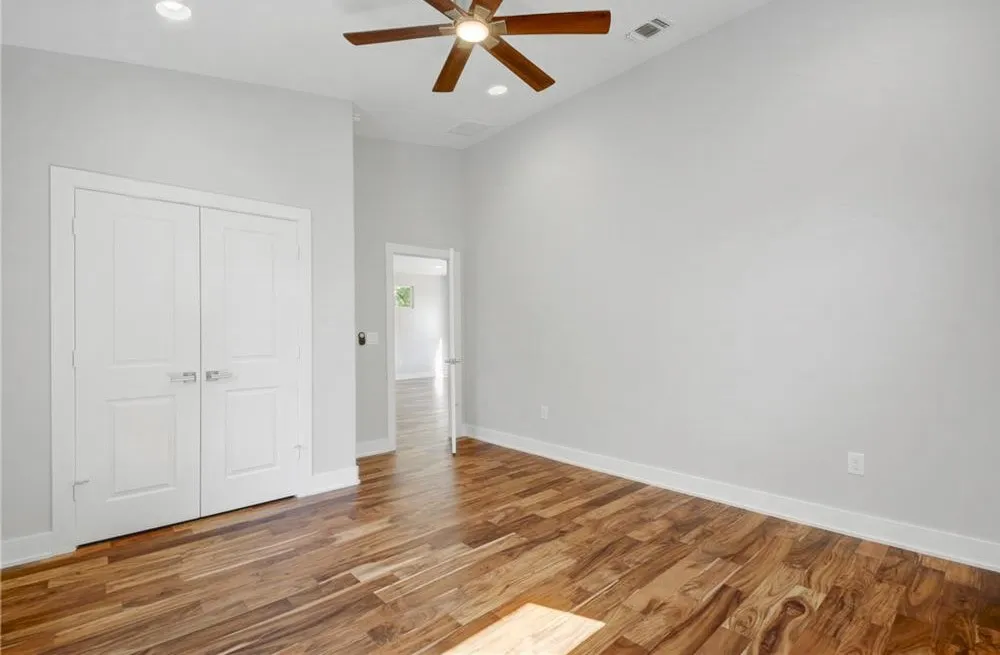1208 Kinney Avenue Austin, TX 78704