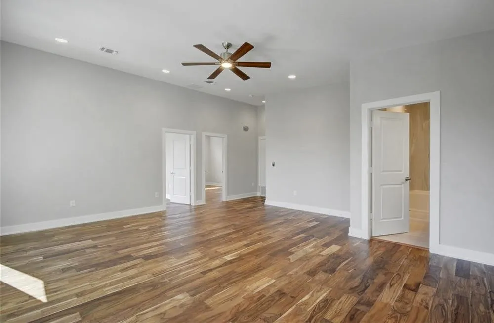 1208 Kinney Avenue Austin, TX 78704