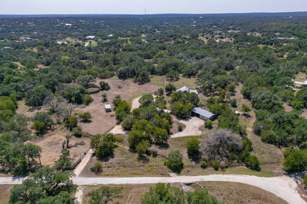 10621 Fm 150 W Driftwood, TX 78619