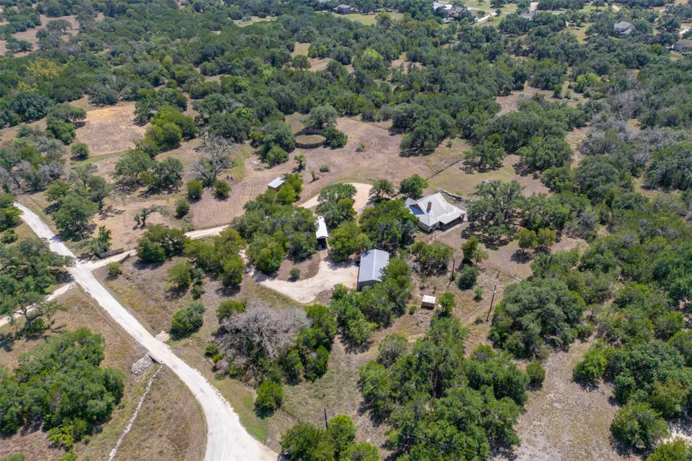 10621 Fm 150 W Driftwood, TX 78619