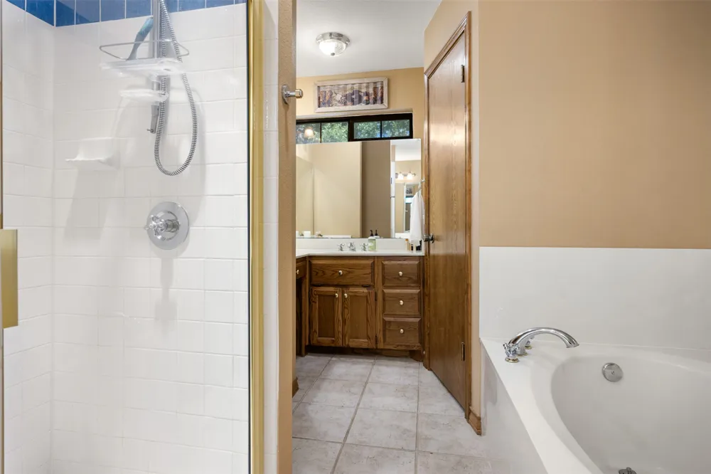 10621 Fm 150 W Driftwood, TX 78619