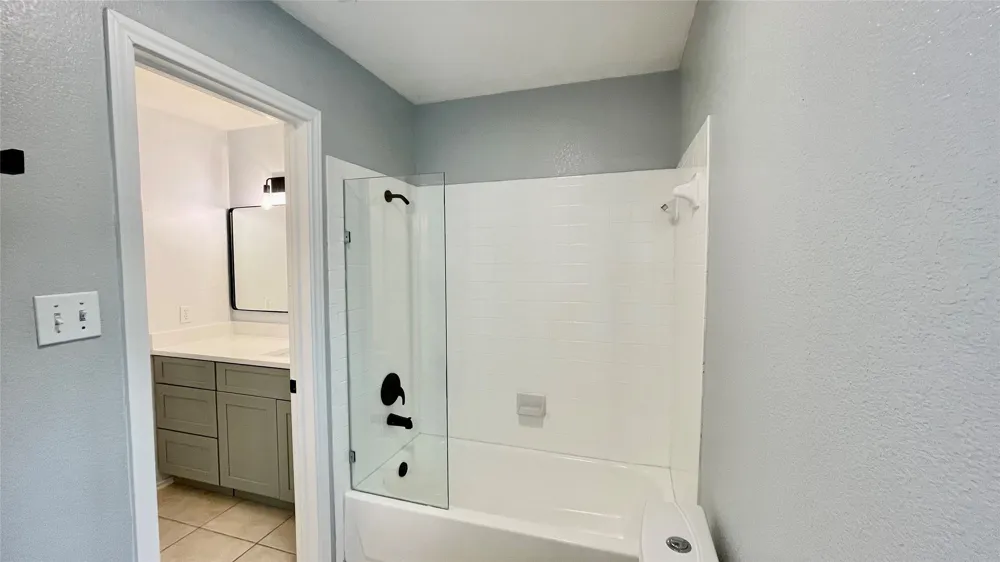 2605 Oakwood Glen Drive Cedar Park, TX 78613