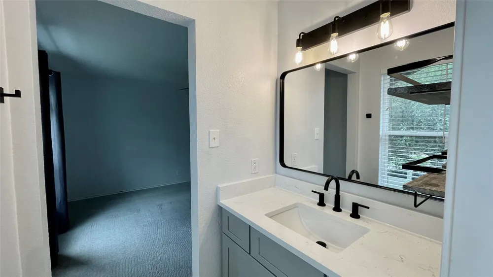 2605 Oakwood Glen Drive Cedar Park, TX 78613