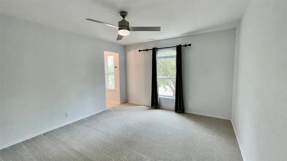 2605 Oakwood Glen Drive Cedar Park, TX 78613