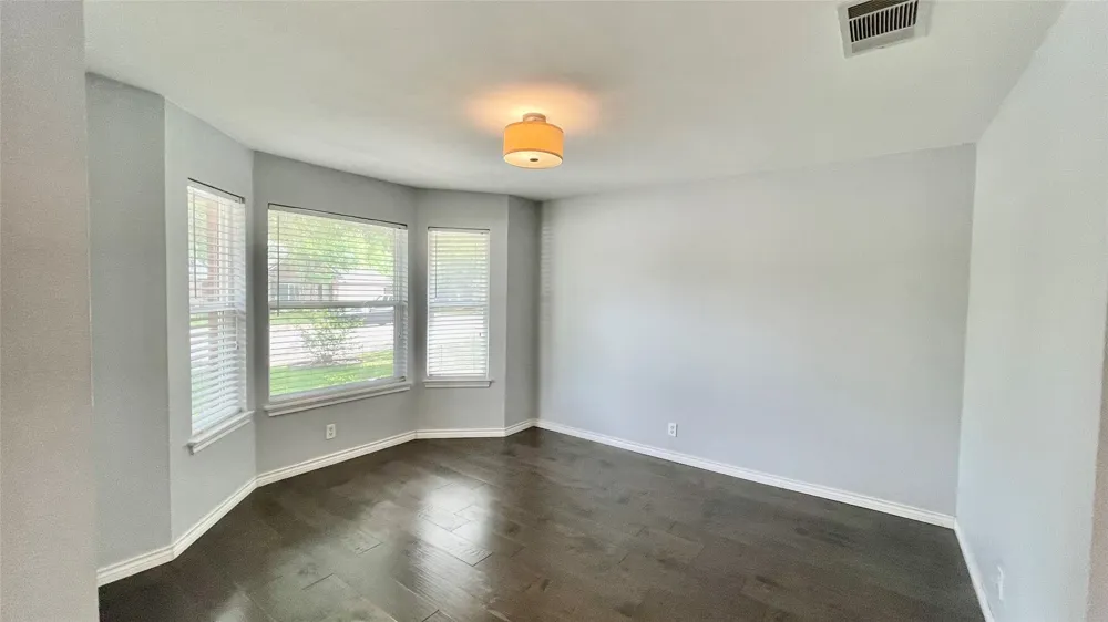 2605 Oakwood Glen Drive Cedar Park, TX 78613