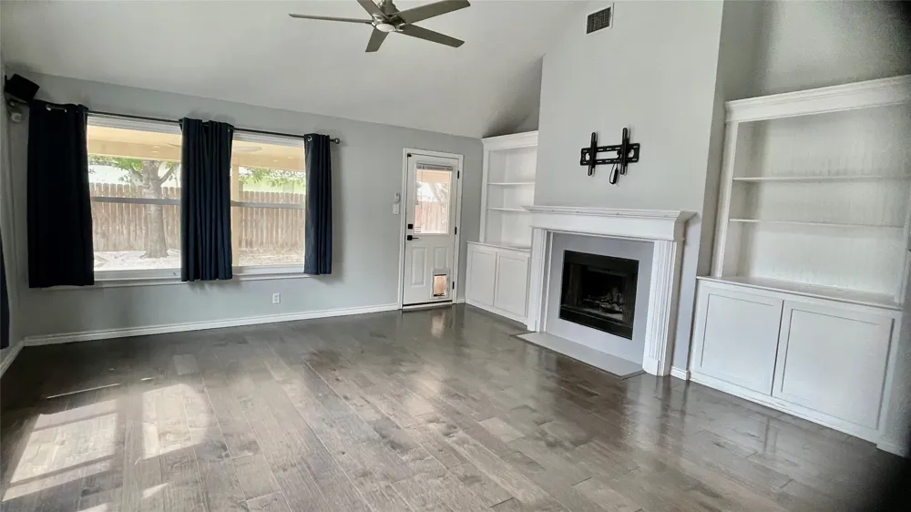 2605 Oakwood Glen Drive Cedar Park, TX 78613