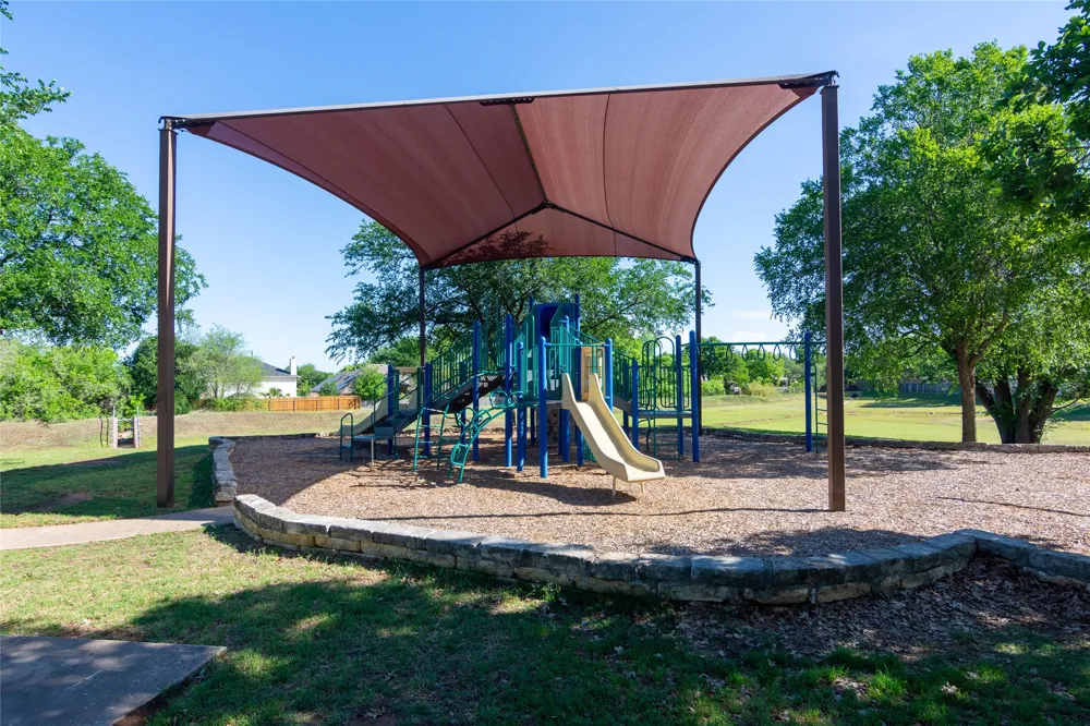 2605 Oakwood Glen Drive Cedar Park, TX 78613