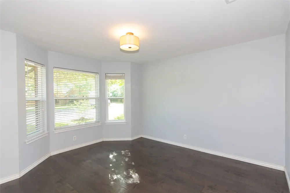 2605 Oakwood Glen Drive Cedar Park, TX 78613