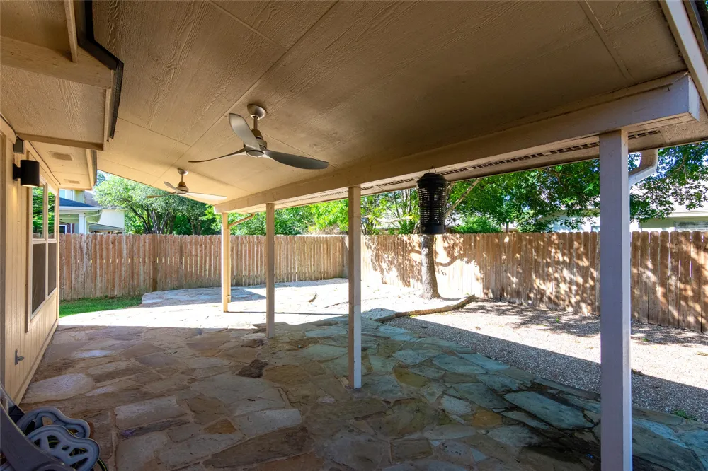 2605 Oakwood Glen Drive Cedar Park, TX 78613