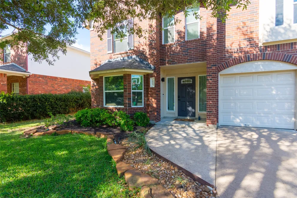 2605 Oakwood Glen Drive Cedar Park, TX 78613