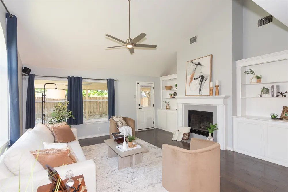 2605 Oakwood Glen Drive Cedar Park, TX 78613