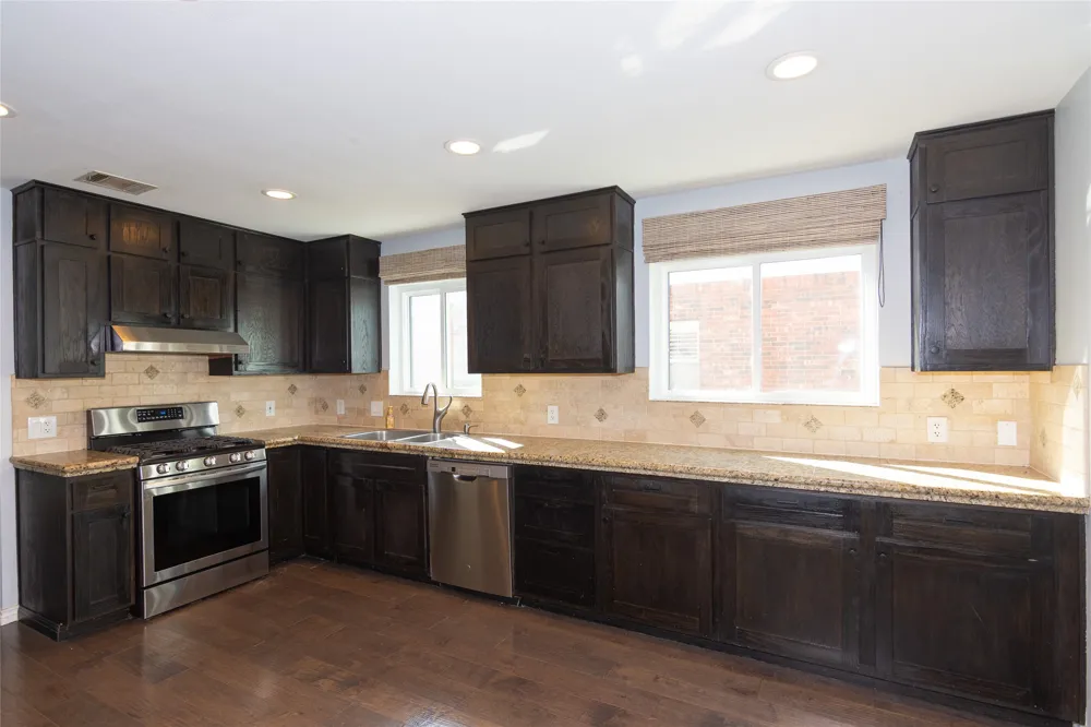 2605 Oakwood Glen Drive Cedar Park, TX 78613