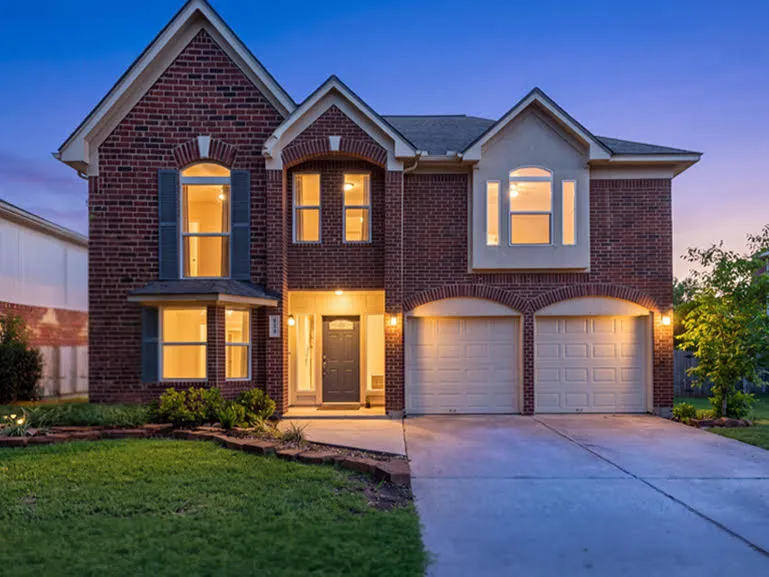2605 Oakwood Glen Drive Cedar Park, TX 78613