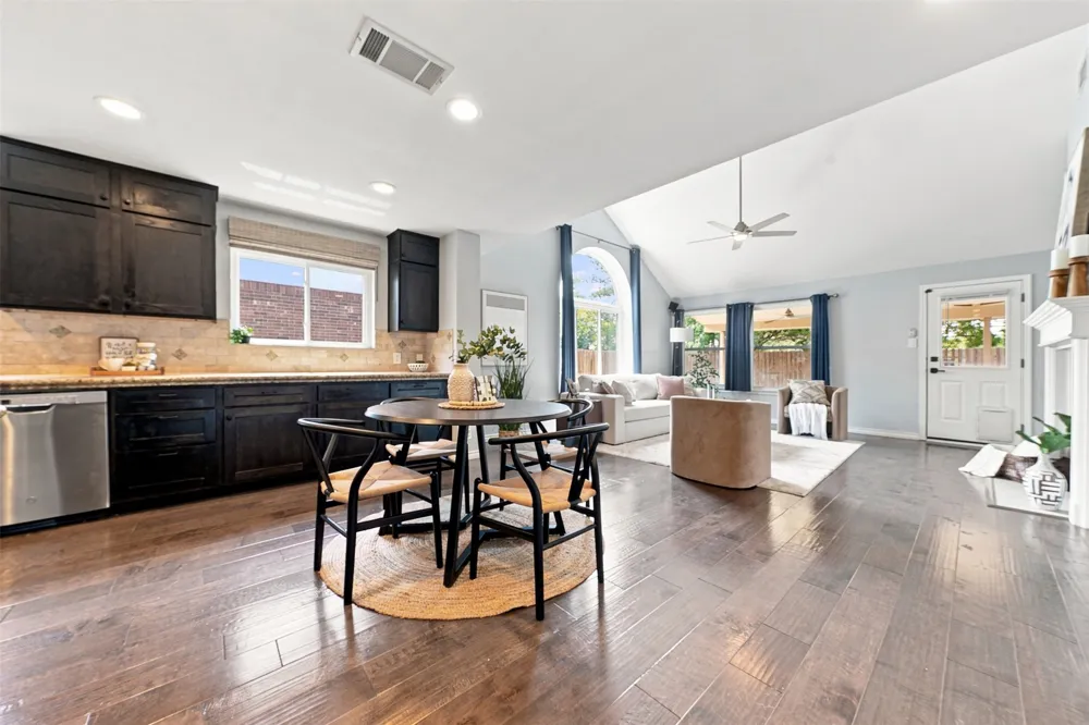 2605 Oakwood Glen Drive Cedar Park, TX 78613