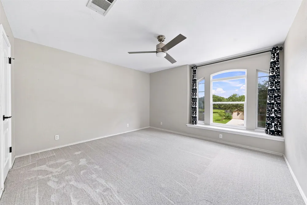 2605 Oakwood Glen Drive Cedar Park, TX 78613
