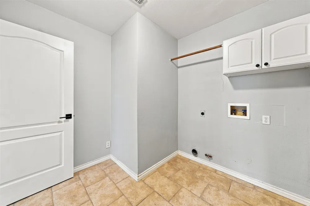 2605 Oakwood Glen Drive Cedar Park, TX 78613