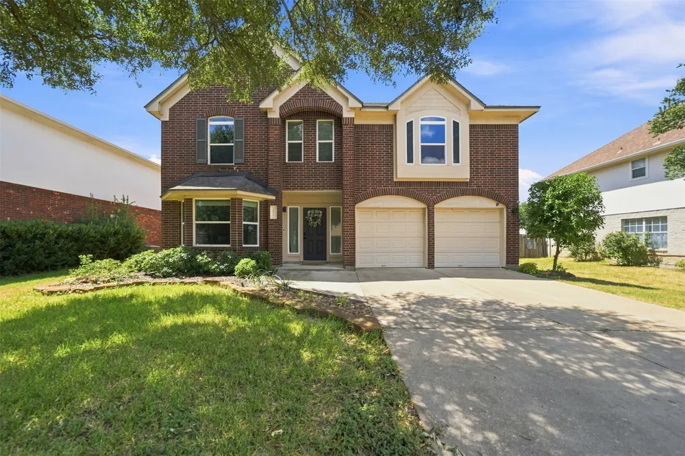 2605 Oakwood Glen Drive Cedar Park, TX 78613