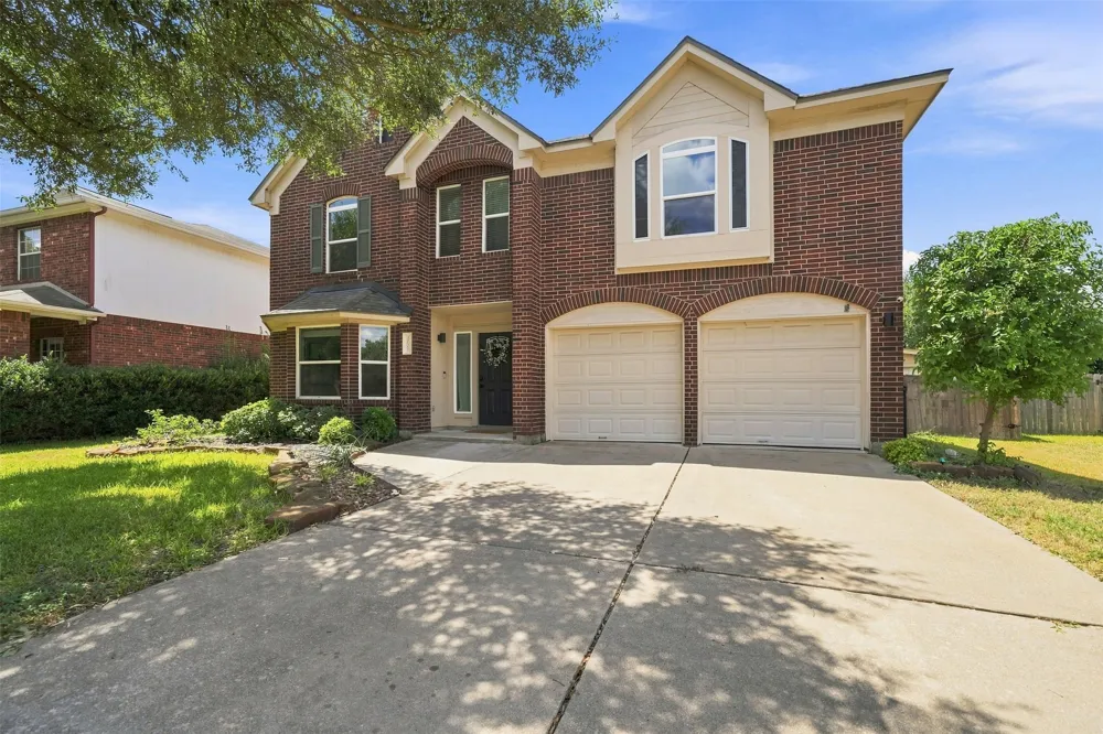 2605 Oakwood Glen Drive Cedar Park, TX 78613