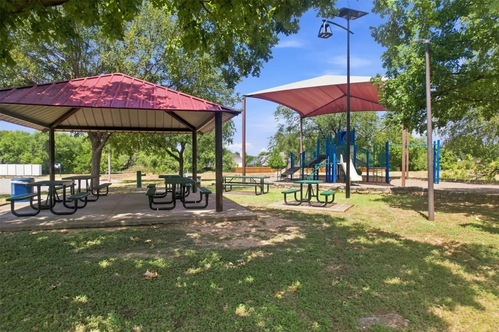 2605 Oakwood Glen Drive Cedar Park, TX 78613