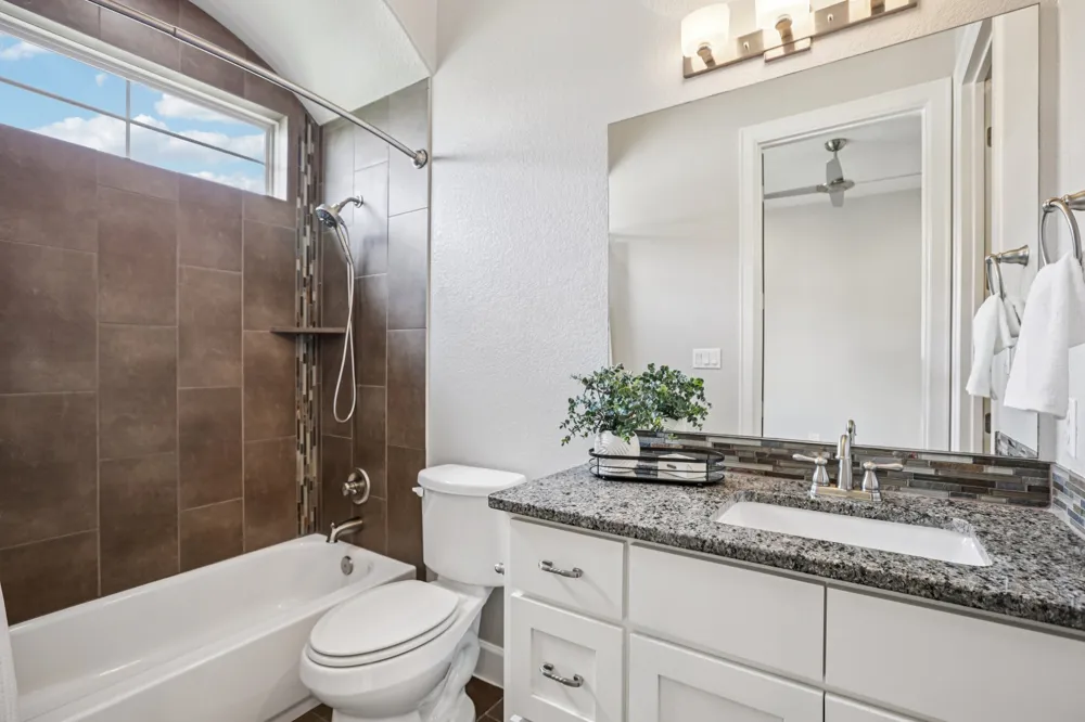 109 Charmstone Lane Georgetown, TX 78628
