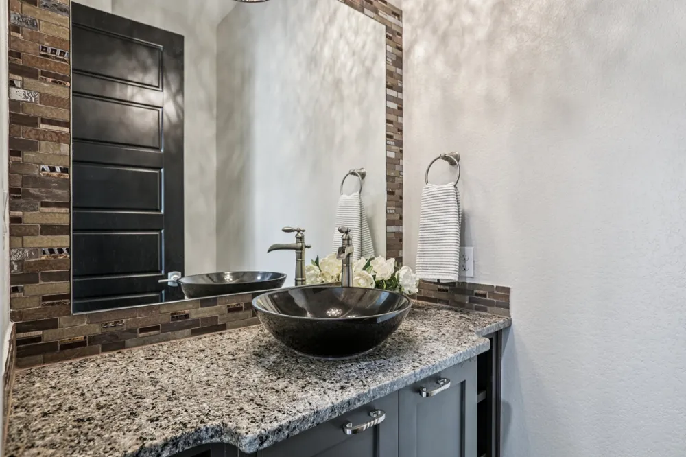 109 Charmstone Lane Georgetown, TX 78628