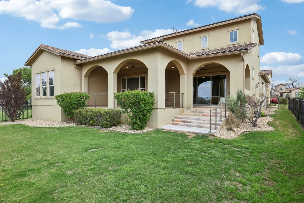 109 Charmstone Lane Georgetown, TX 78628