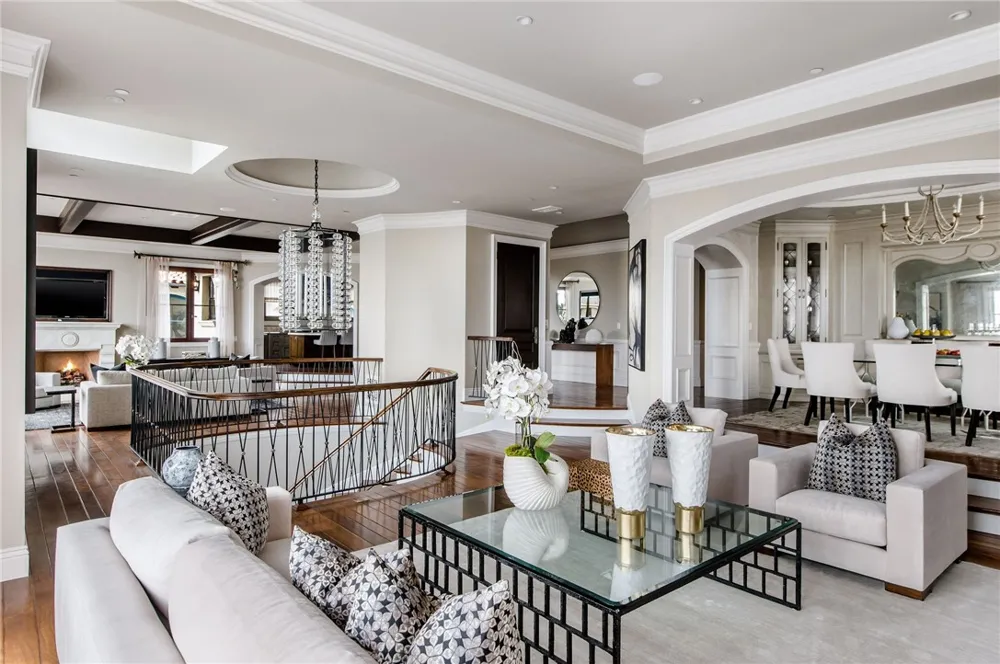 500 Poinsettia Avenue Manhattan Beach, CA 90266