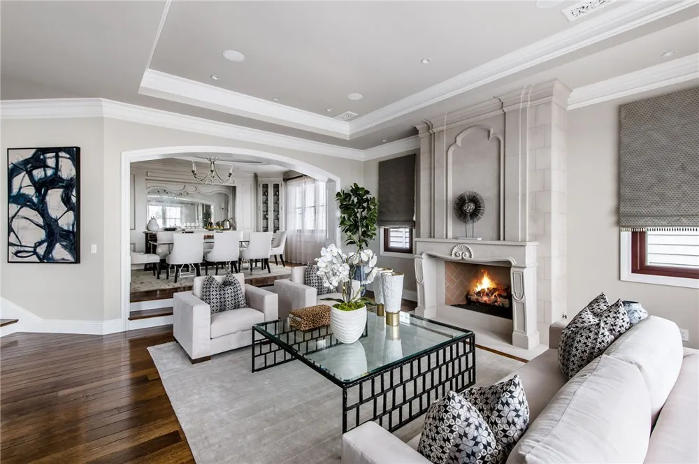 500 Poinsettia Avenue Manhattan Beach, CA 90266