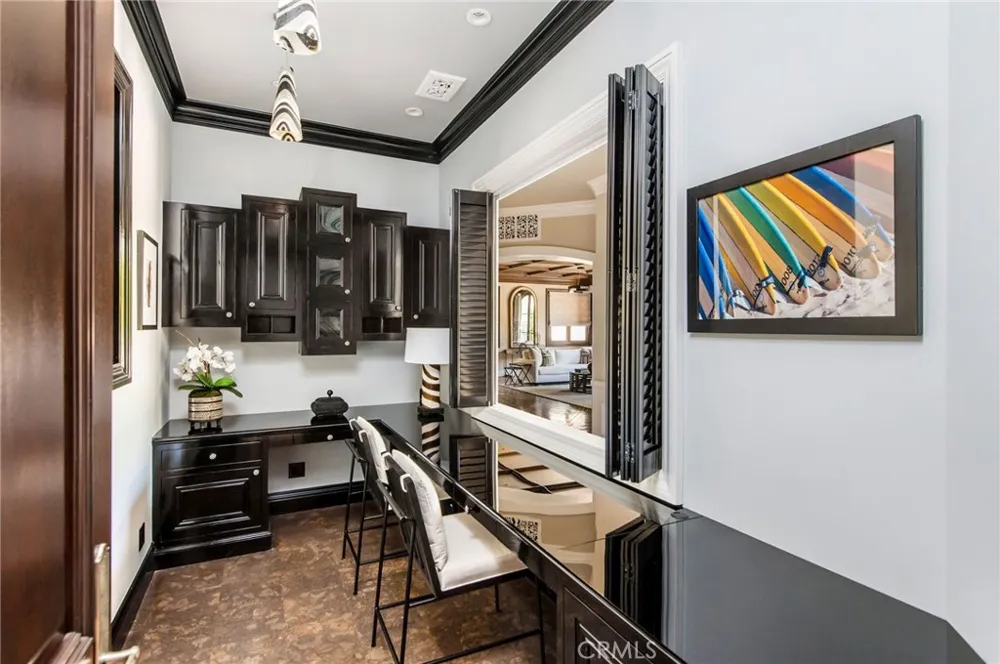 500 Poinsettia Avenue Manhattan Beach, CA 90266