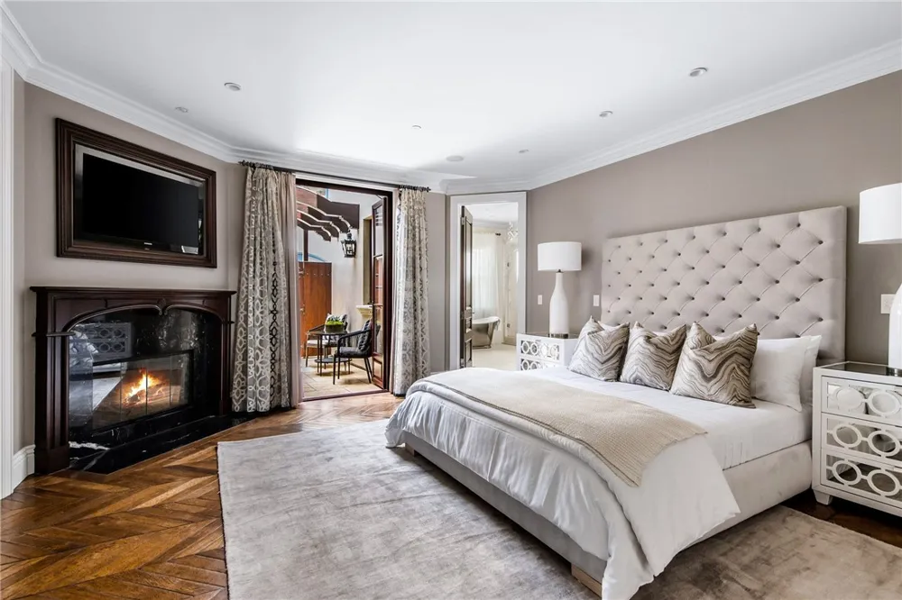 500 Poinsettia Avenue Manhattan Beach, CA 90266