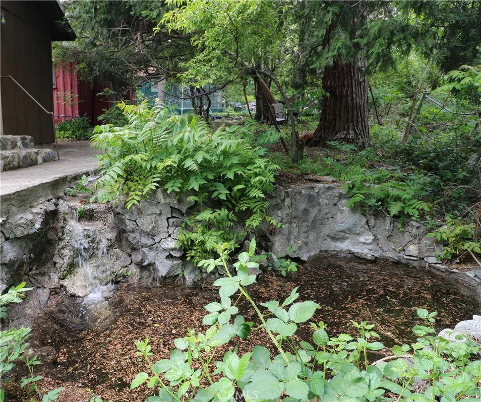 13992 Irving Lane Lytle Creek, CA 92358