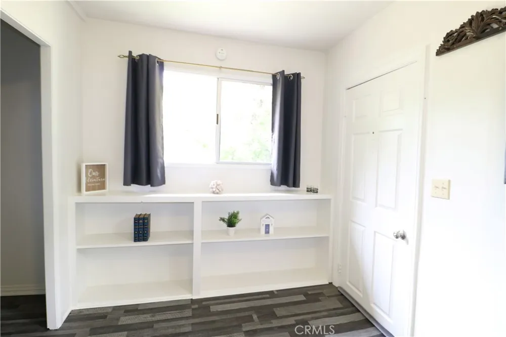13992 Irving Lane Lytle Creek, CA 92358