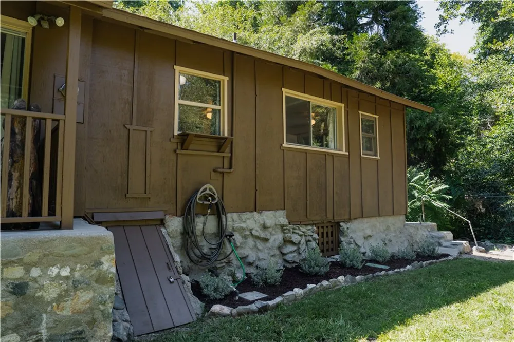 13992 Irving Lane Lytle Creek, CA 92358