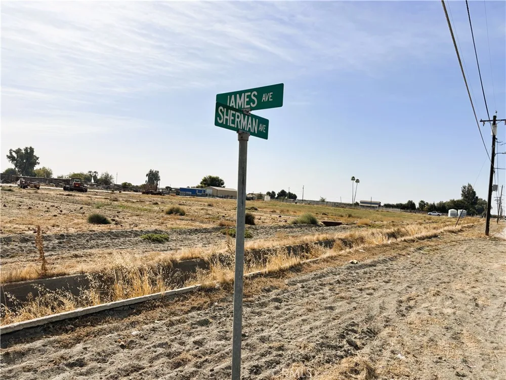 2744 Sherman Avenue Corcoran, CA 93212