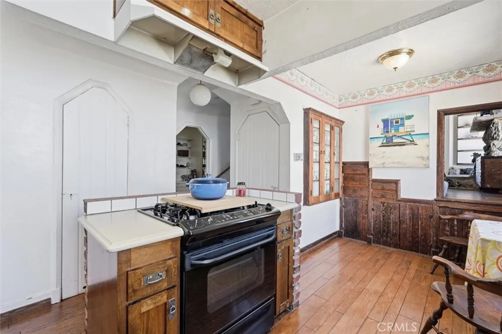 4308 Crest Drive Manhattan Beach, CA 90266