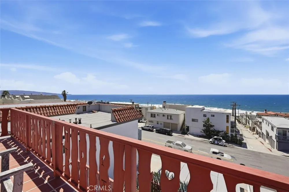 4308 Crest Drive Manhattan Beach, CA 90266