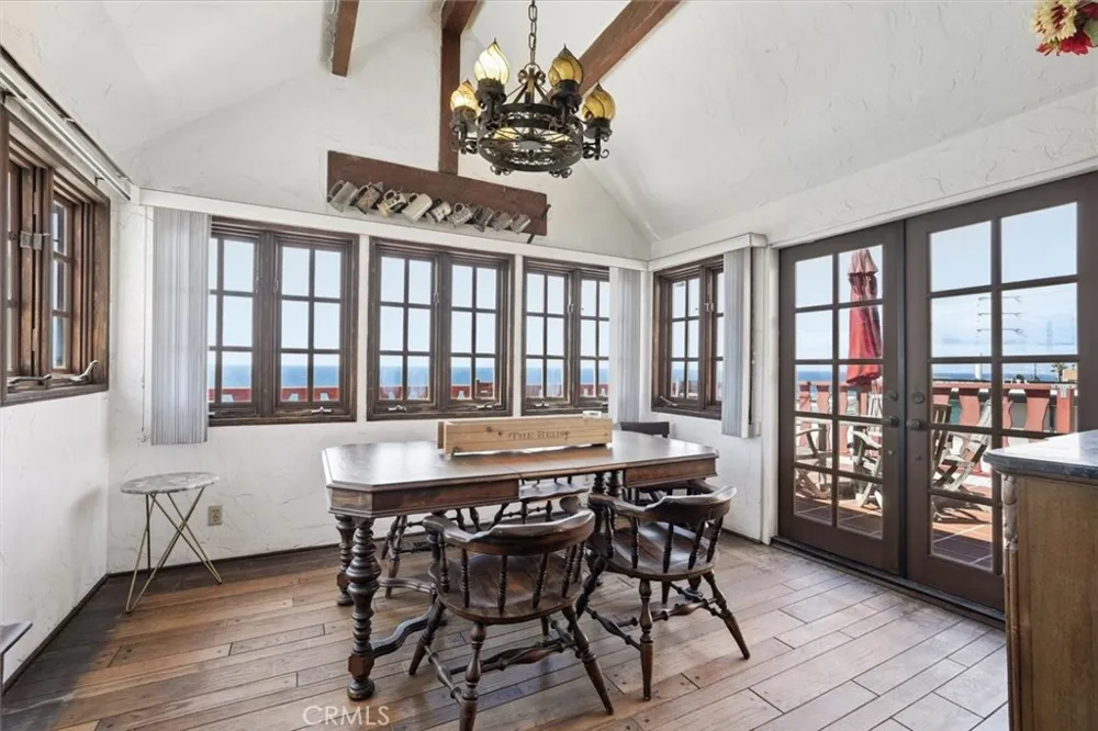 4308 Crest Drive Manhattan Beach, CA 90266