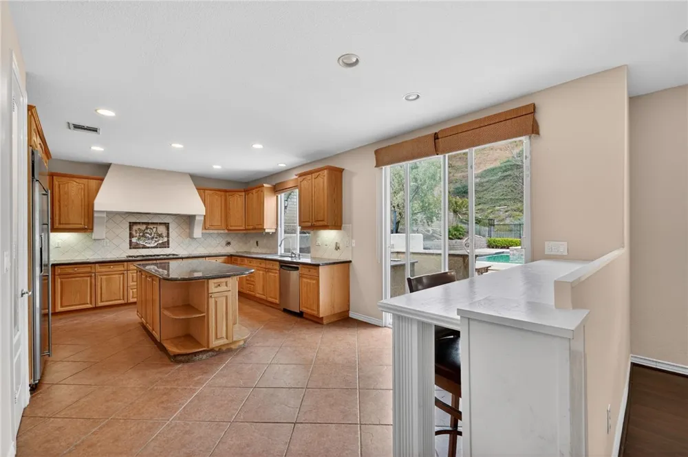 25941 Verandah Court Stevenson Ranch, CA 91381
