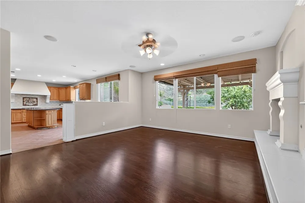 25941 Verandah Court Stevenson Ranch, CA 91381