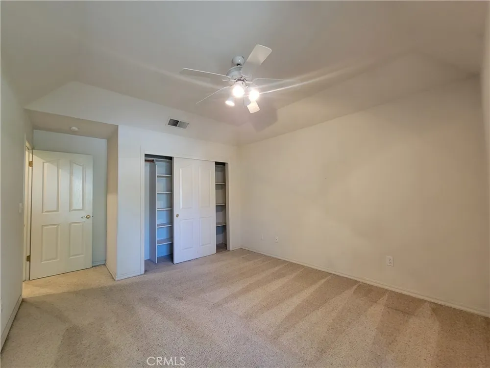 819 E Woodhaven Fresno, CA 93720