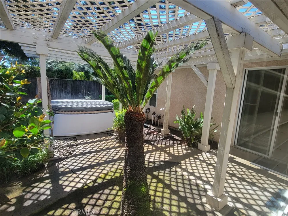 819 E Woodhaven Fresno, CA 93720
