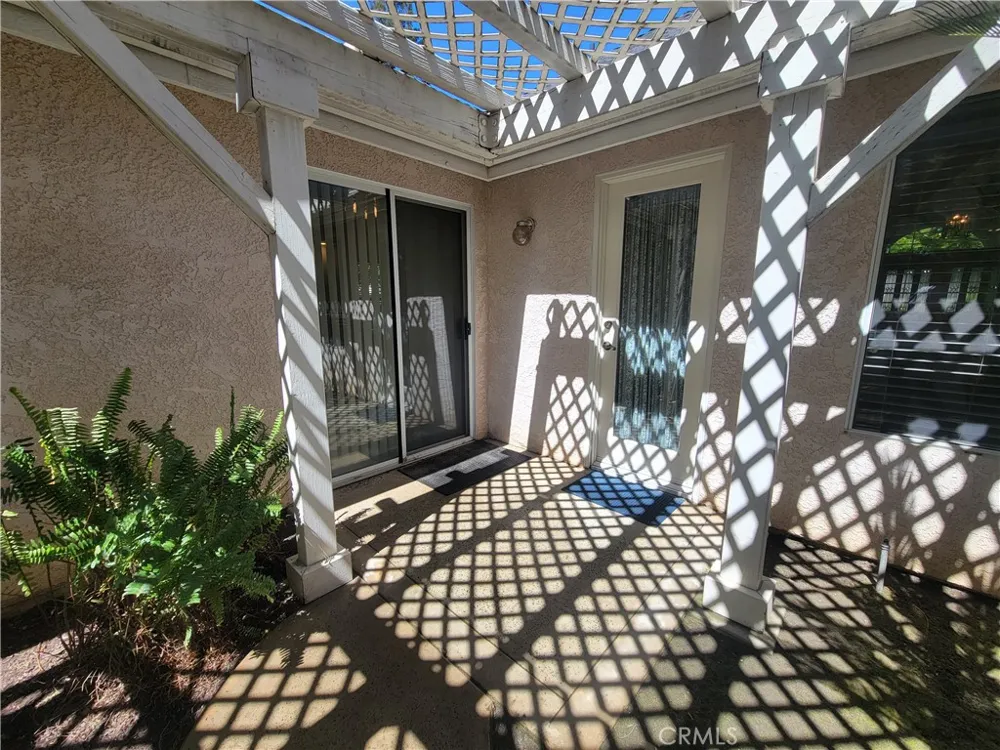 819 E Woodhaven Fresno, CA 93720