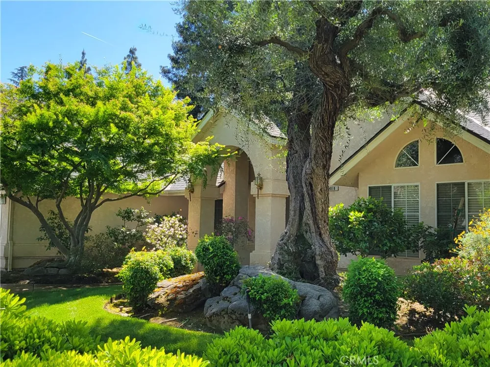819 E Woodhaven Fresno, CA 93720