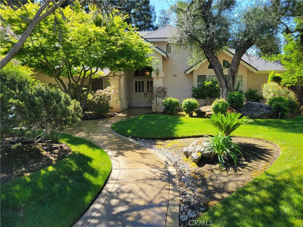 819 E Woodhaven Fresno, CA 93720
