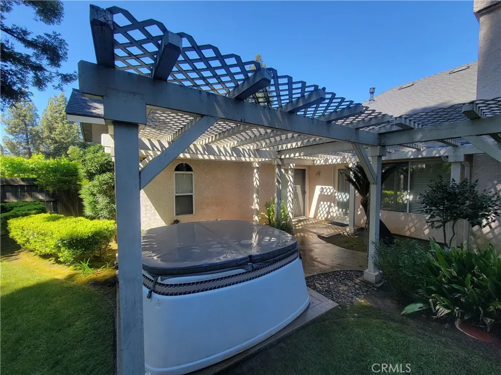 819 E Woodhaven Fresno, CA 93720