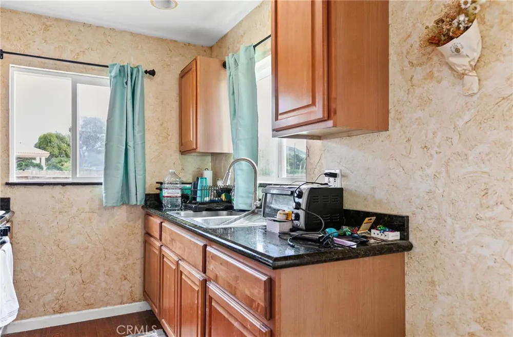 35 Blarney San Luis Obispo, CA 93405