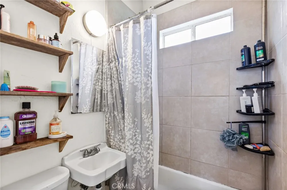 35 Blarney San Luis Obispo, CA 93405