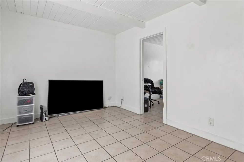 35 Blarney San Luis Obispo, CA 93405