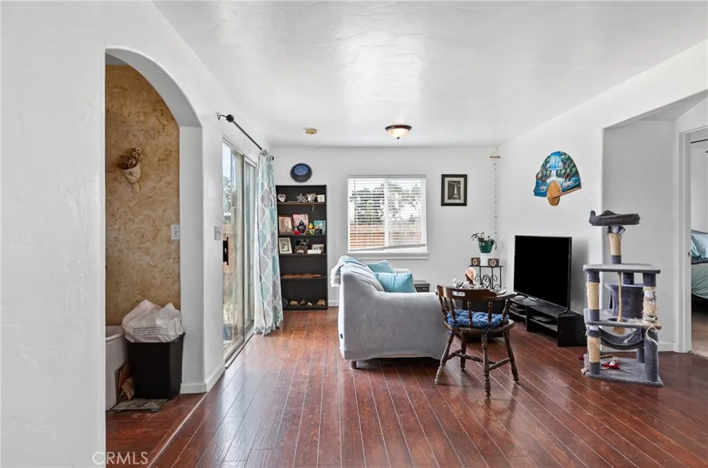 35 Blarney San Luis Obispo, CA 93405