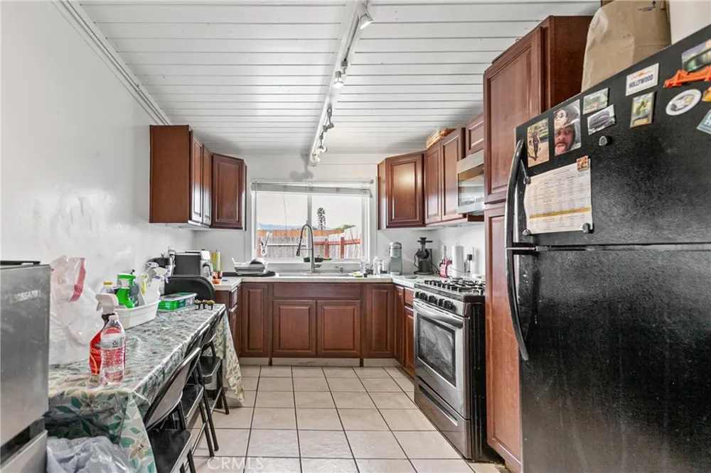 35 Blarney San Luis Obispo, CA 93405